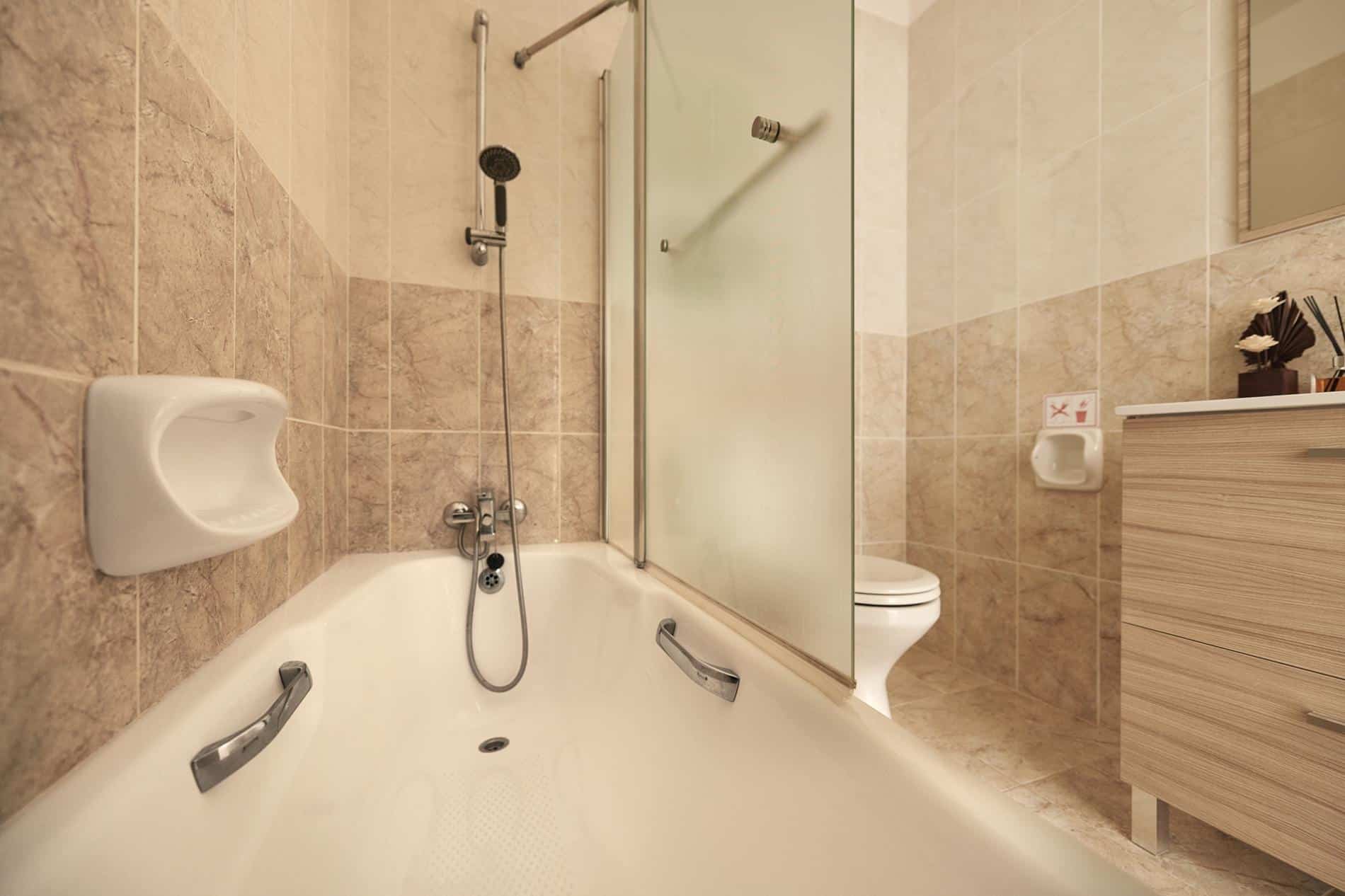 Bathroom 2