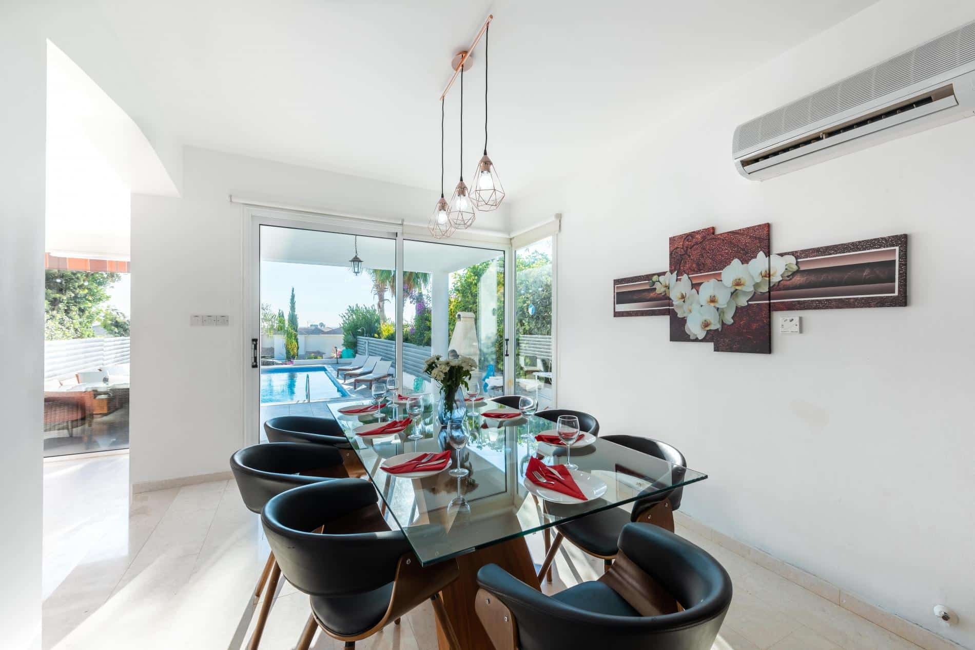 Villa Laguna Sunrise by Ezoria Villas