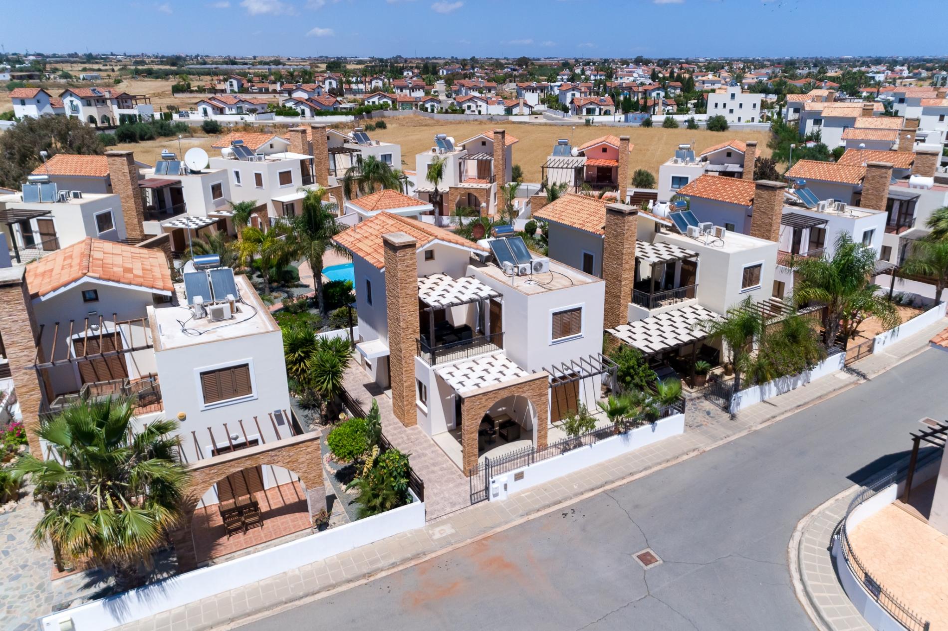 Villa Alexandra by Ezoria Villas - image 3