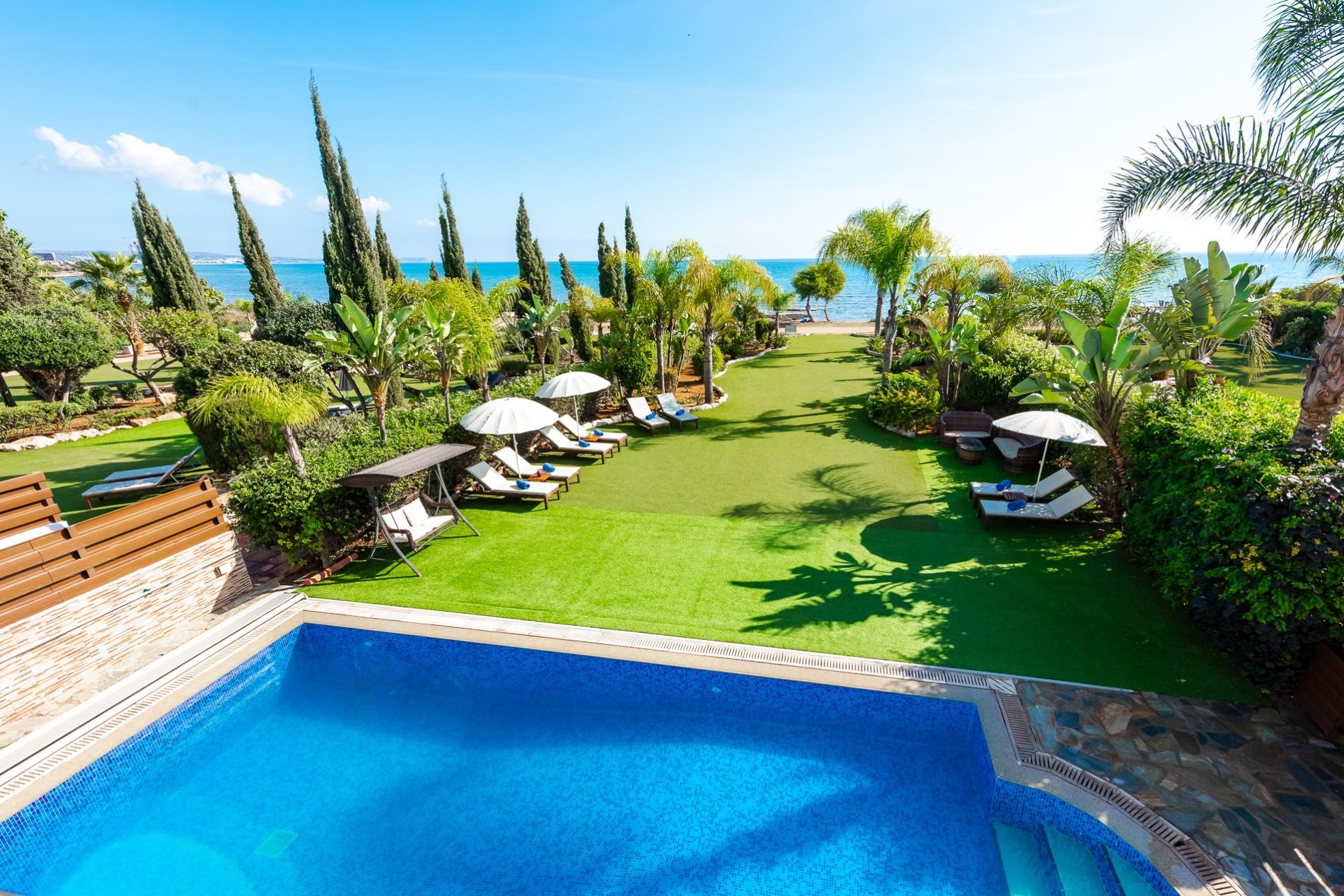 Villa Oceanus H2 by Ezoria Villas