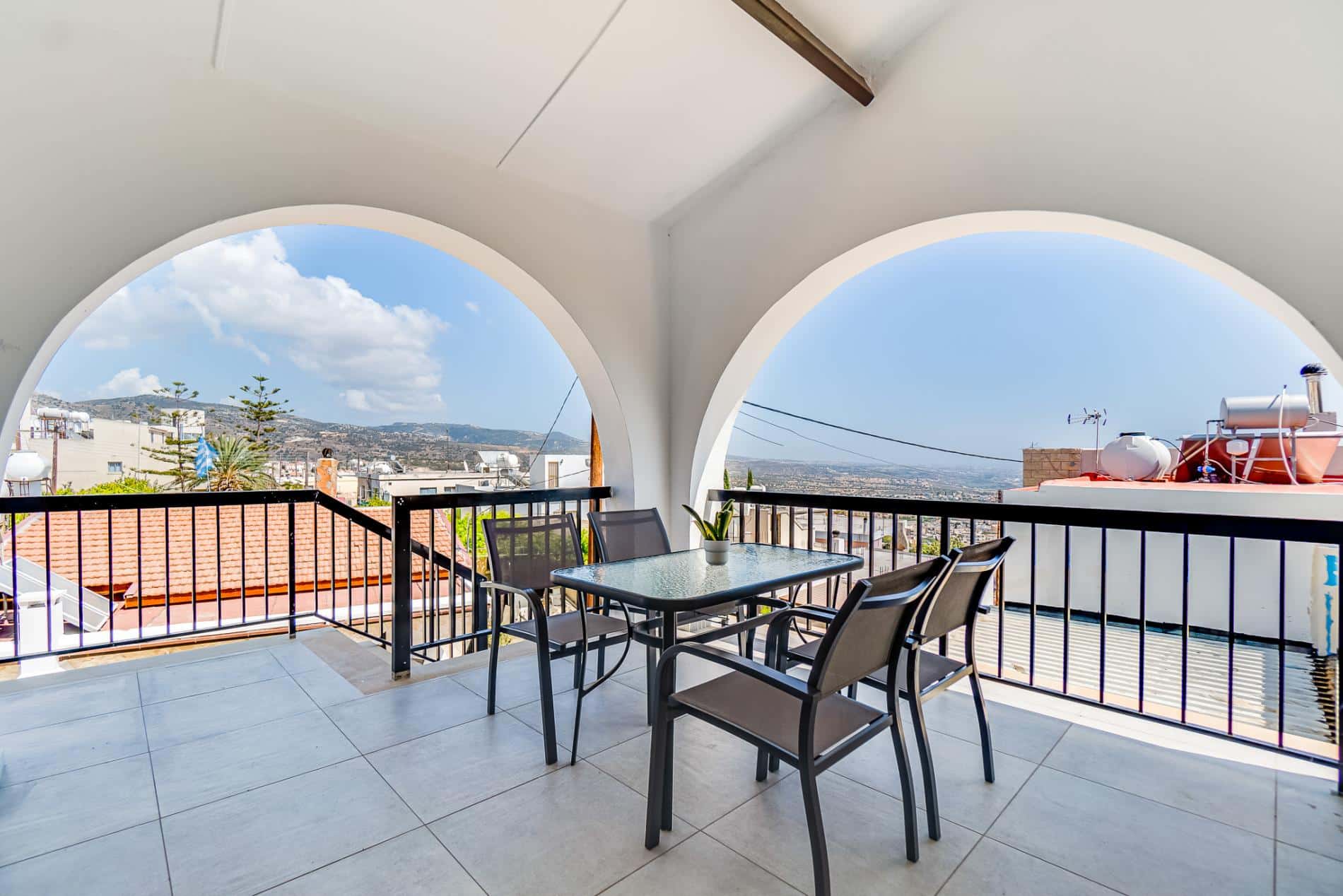 Kamara Boutique Guest Houses – ANOI by Ezoria Villas