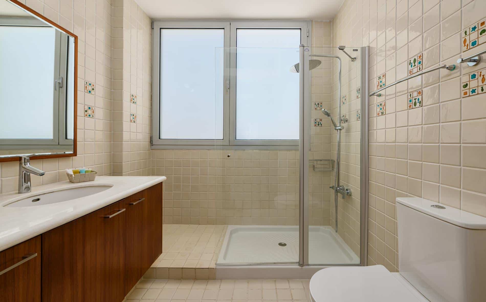 Bathroom 4