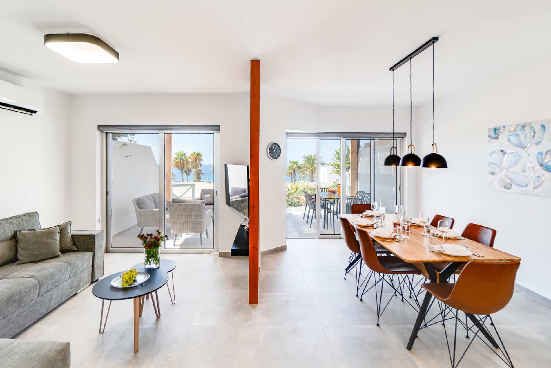 Villa Wave Blue by Ezoria Villas