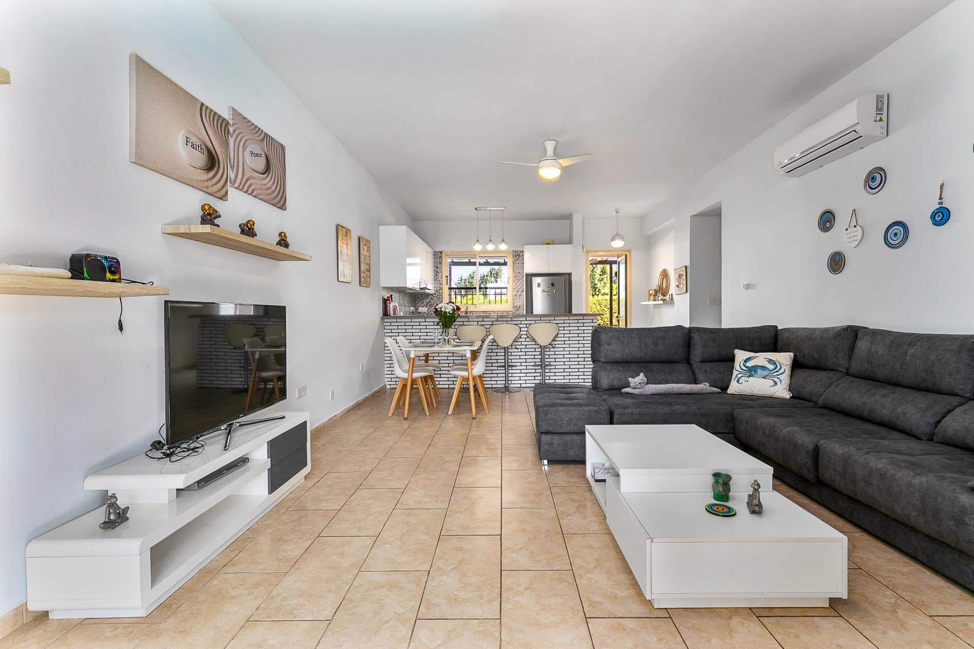 Aphrodite Gardens Apartment by Ezoria Villas