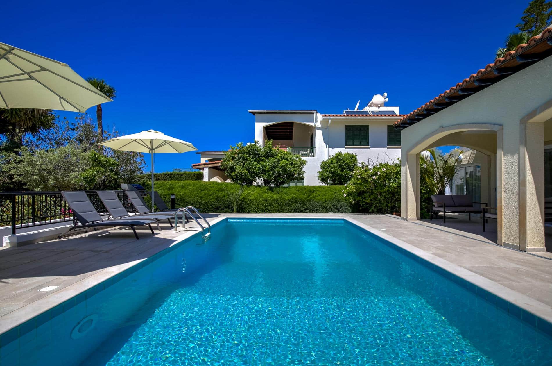 Villa Artemis by Ezoria Villas - image 3