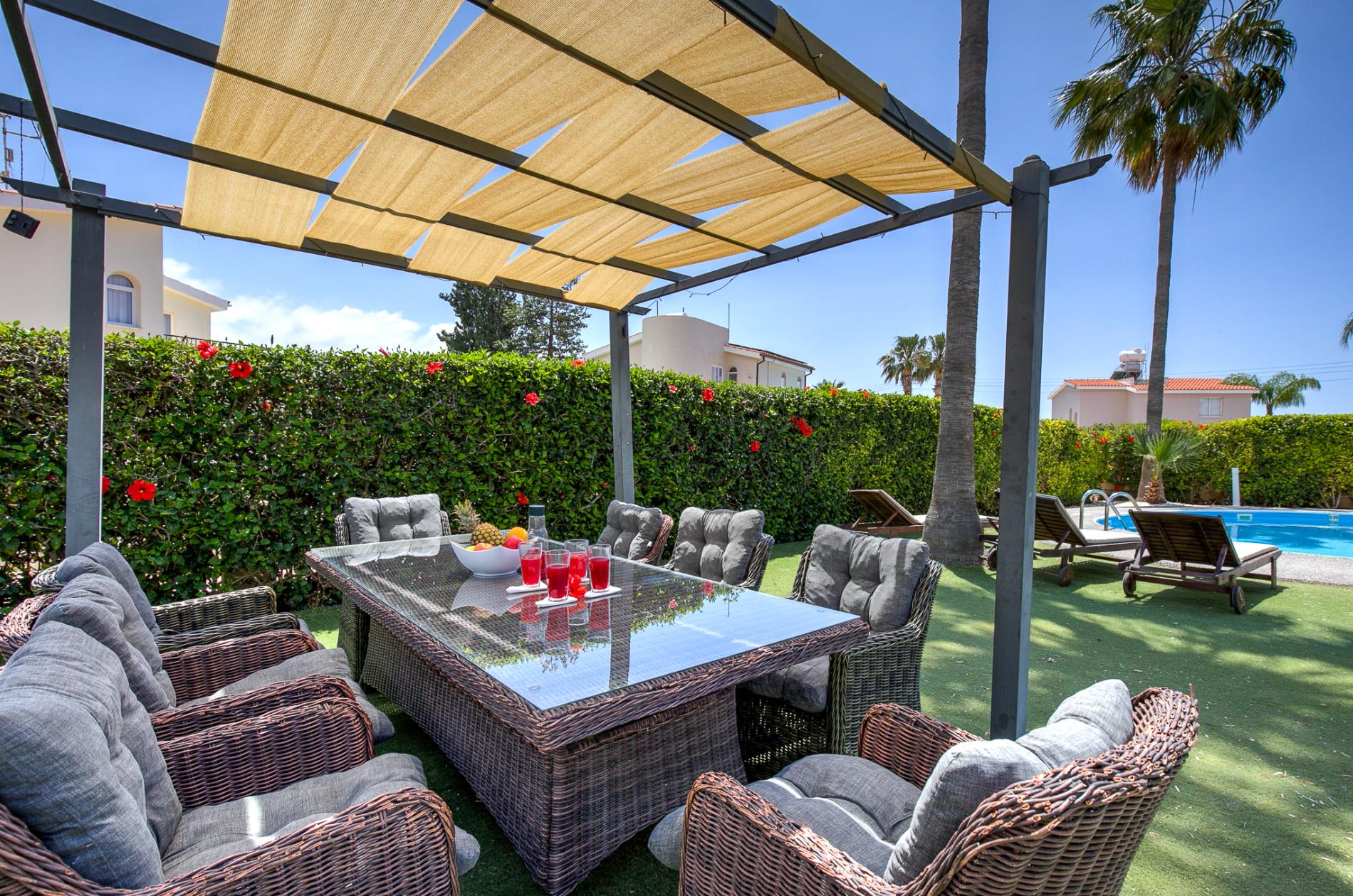 Villa Oasis by Ezoria Villas