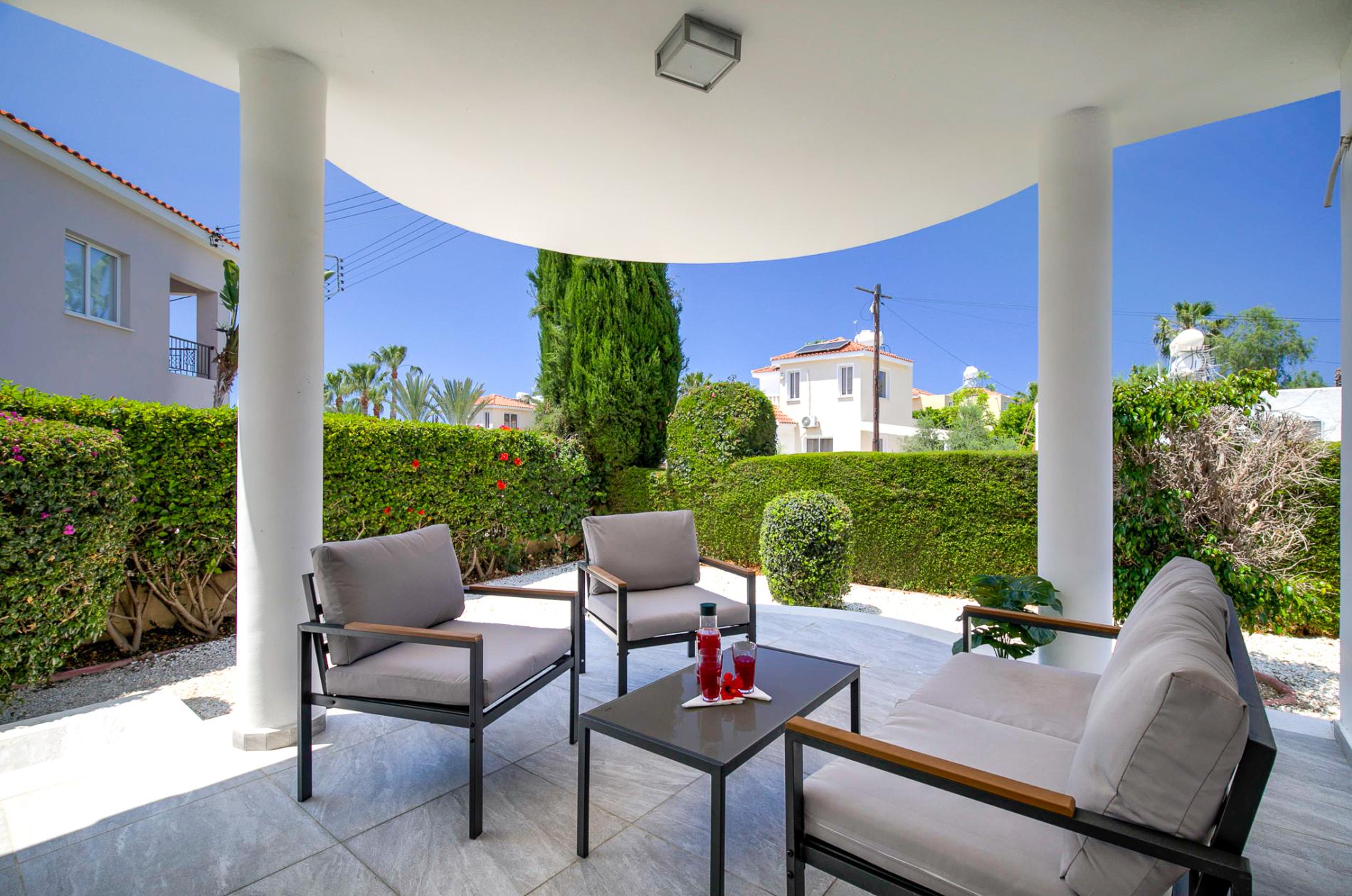 Villa Oasis by Ezoria Villas