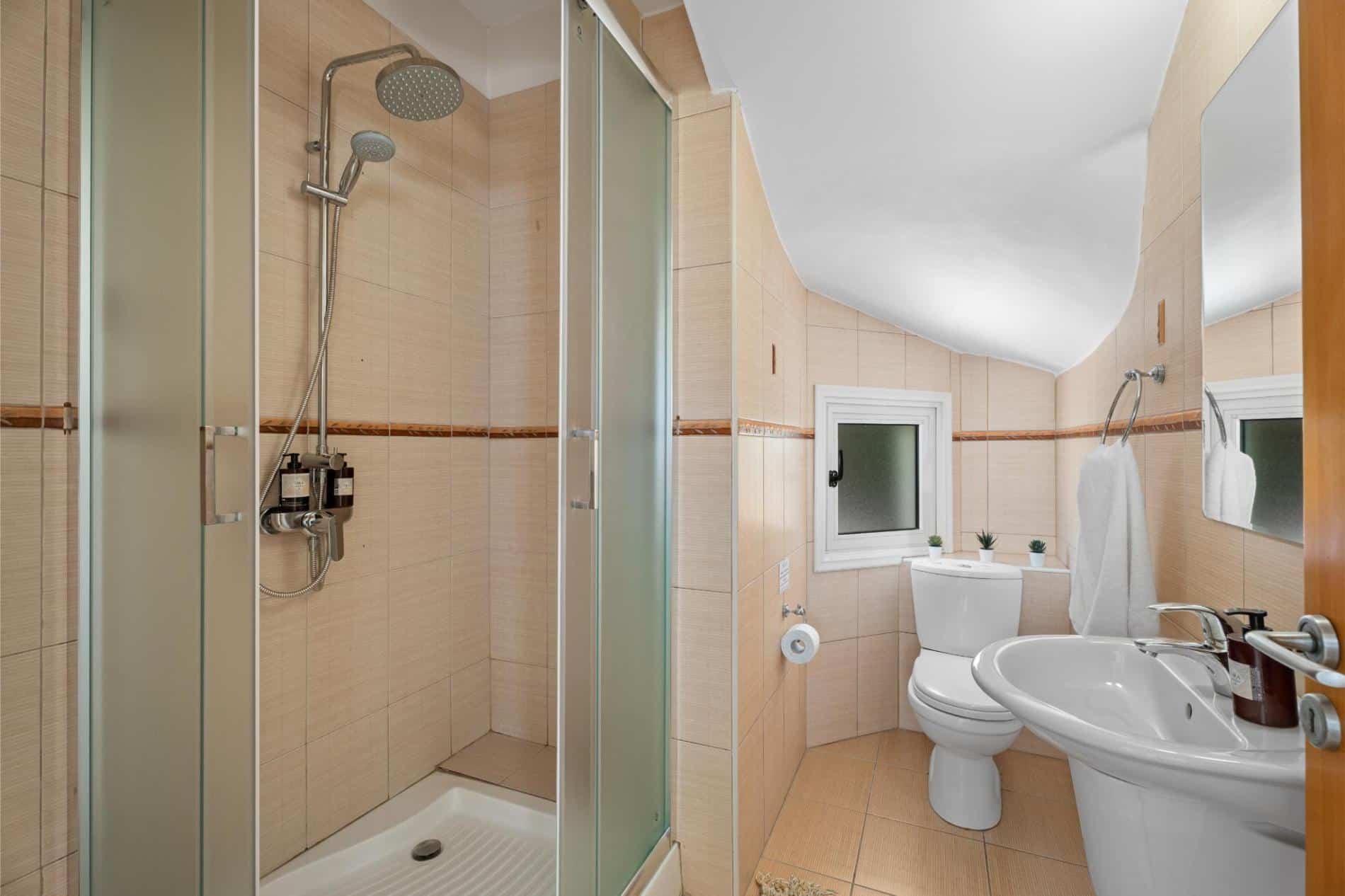 Bathroom 2